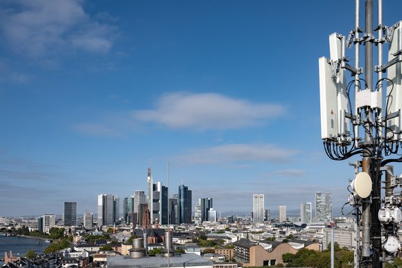 04-5G-Stadt-Frankfurt-Antenne-1-1280x720 (1)