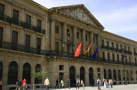 053webPamplona. Palacio de Navarra.JPG