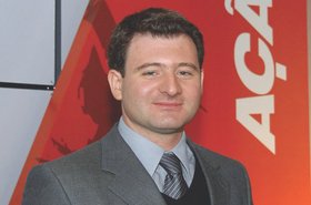 1421255060_issa.jpg