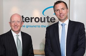 15-06-15 Gareth Williams, Interoute CEO y Daniel Marion, UEFA TIC Manager.jpg