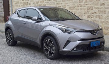 2017_Toyota_C-HR_(NGX10R)_Koba_2WD_hatchback_(2018-08-06)_01.jpg