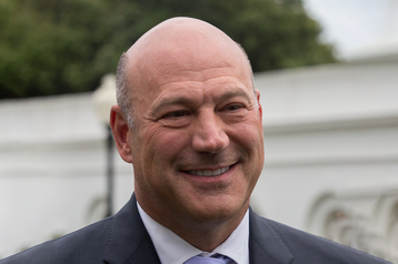 800px-Gary_Cohn_at_Regional_Media_Day_ THE WHITE HOUSE LEAD.png