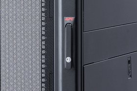 APC-NetShelter-SX-rack-handle.jpg
