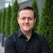Alex Marshall Headshot