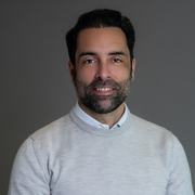Antonio Headshot (1)