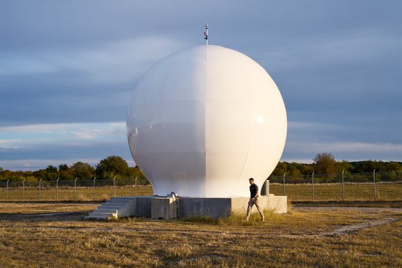Apple Global Star Ground station.jpg