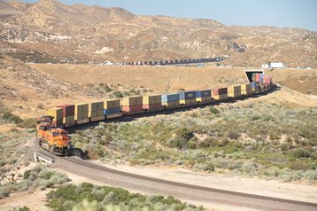 US rail operator BNSF is among those firms evaluating solutions for managing big data