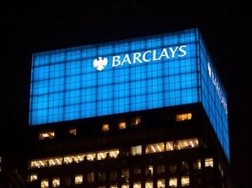 Barclays_SkytopSign-0001.jpg