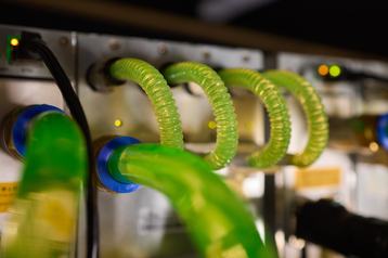 Blog Image_Data Center Liquid Cooling shutterstock_2476735433 (low-res) 1200x800 (1)