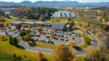 The Botetourt Center