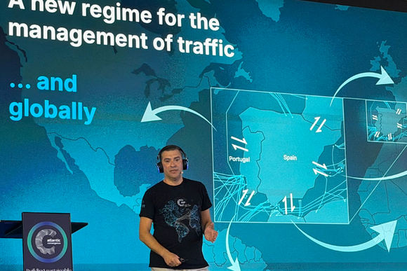 Ivo Ivanov DeCix Atlantic Convergence 2026
