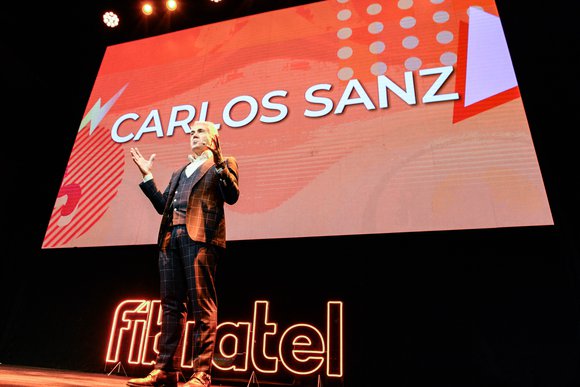 Carlos Sanz_30 aniversario_fibratel (1).jpg