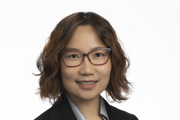 Carrie Song headshot