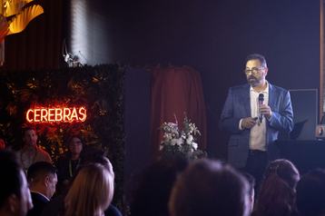 Cerebras CEO Andrew Feldman on stage
