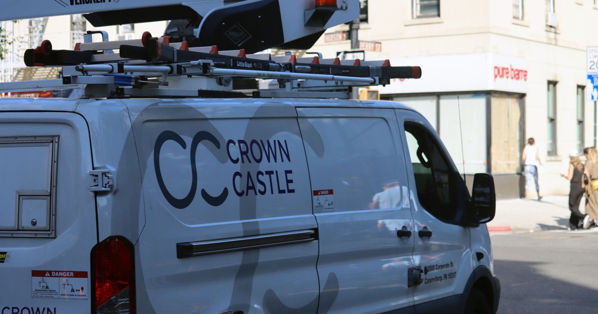 Activist investor Elliott wants change of leadership at Crown Castle