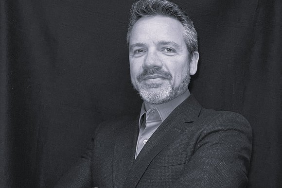 Dennis Godoy é Gerente de Desenvolvimento de Negócios da Hillstone Brasil.
