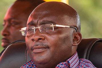 Dr._Mahamudu_Bawumia,_Vice_President_of_the_Republic_of_Ghana_rwhaun wikimedia crop.jpg