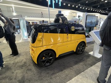 Driverless delivery vehicle