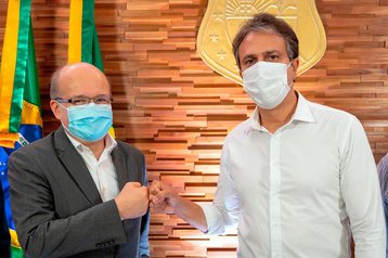 Paulo Cunha and  Camilo Santana.jpg