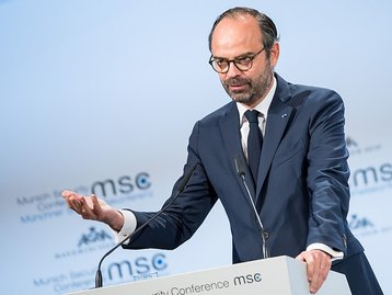 Édouard Philippe speaking at the the Munich Security Conference 2018.jpg