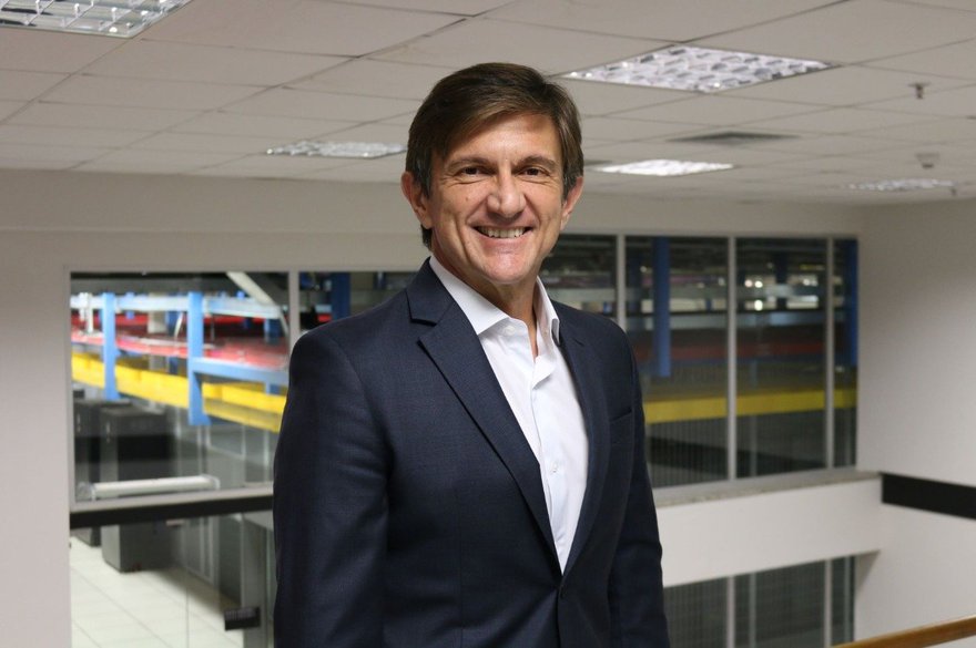 Eduardo-equinix.original.jpg