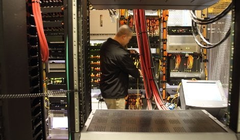 A tech inside an Equinix data center