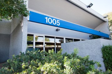 Exterior of 1005 W Geneva Dr