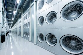 Facebook-lulea-data-centre-cooling-fans.jpg