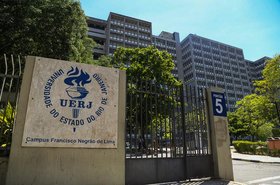 Fachada-UERJ-Rio-Vitor-Soares-Plantao-Enfoco.jpg