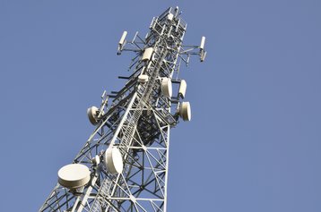 Mobile network tower