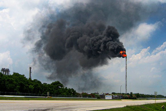 Flare,_Bayport_Industrial_District,_Harris_County,_Texas gas flare crop.jpg