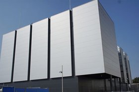 The new seismically-isolated data center at Fujitsu' Akashi System Center campus