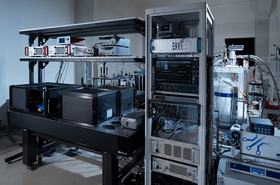Fujitsu diamond-spin quantum computer