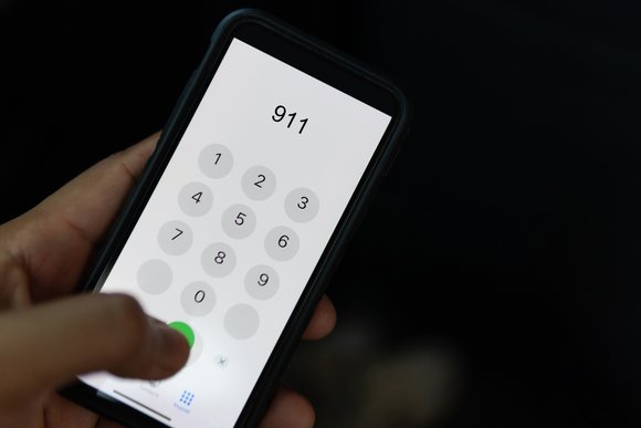 911