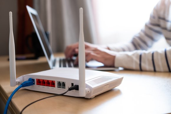 Banda larga, rede, internet, router, cable