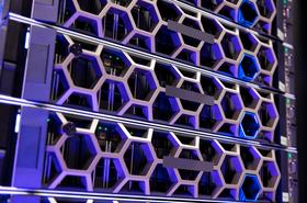 Hyperconverged hosts in virtual environment In data center