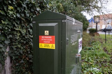 Street cabinet