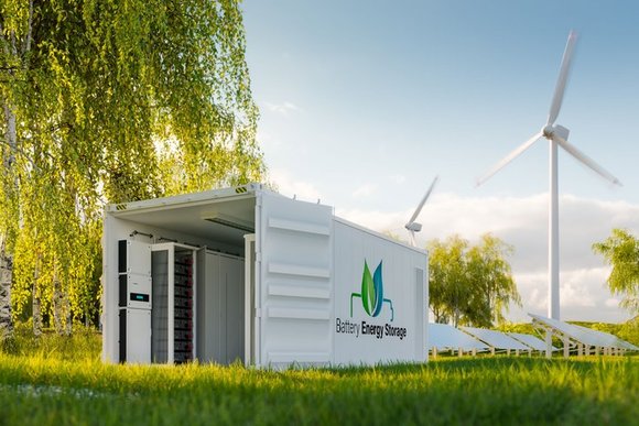 GettyImages-1500010249_battery_storage_grid_up.width-880