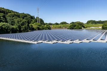 Floating solar