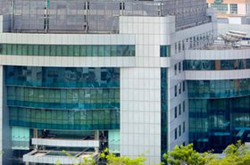 Global-Switch-data-center-Singapore.jpg