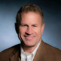 Headshot - Doug Busch