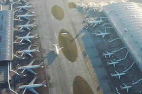 Heathrow_Airport_aerial_photo.gif