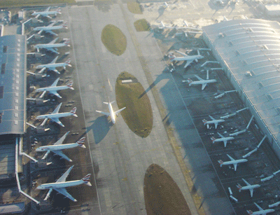 Heathrow_Airport_aerial_photo.gif