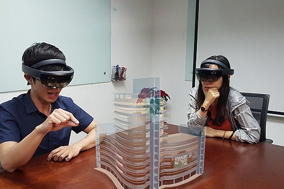HoloLens