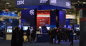 Los ingresos de la nube de IBM caen le sigue
