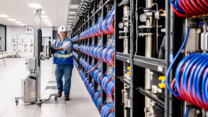 Intel-Argonne-installation-1.jpg.original.jpg