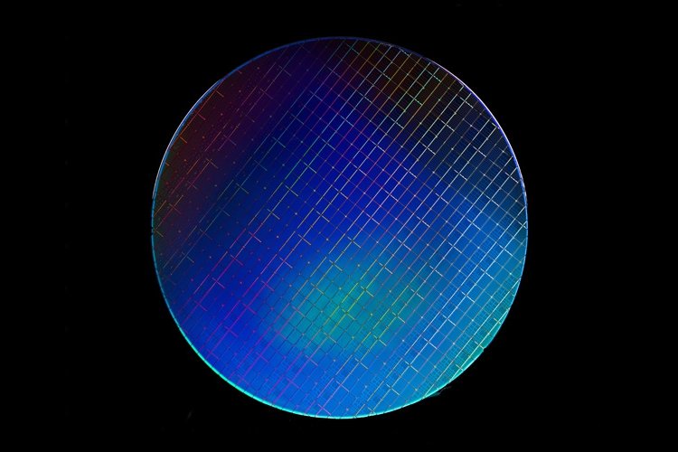 Silicon wafer used to make quantum chips