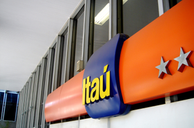 Itaú.png