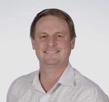 Jay Guilmart (headshot)