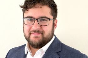 Joshua Lewin Headshot